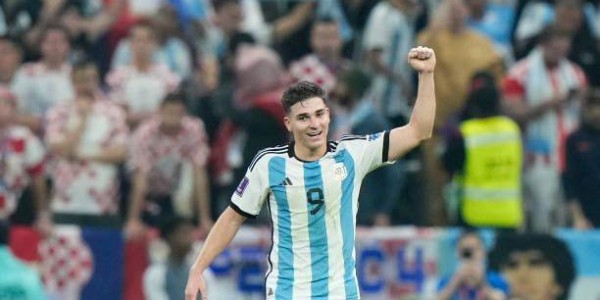 mk体育官方网站-阿根廷队世界杯评分：梅西斯卡洛尼满分，天使奇兵