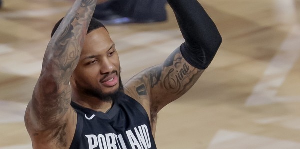 mk体育官网-拓媒：杨瀚森&amp;amp;利拉德在全明星赛的表现证明他们都是可用之人