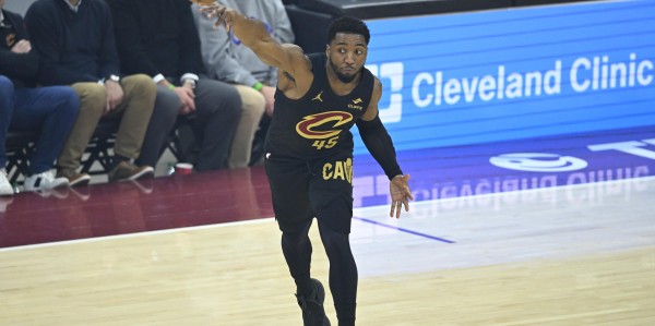 mk体育官网-骑士消息：裁判报告公布，米切尔复出时间出炉，战活塞出场更新